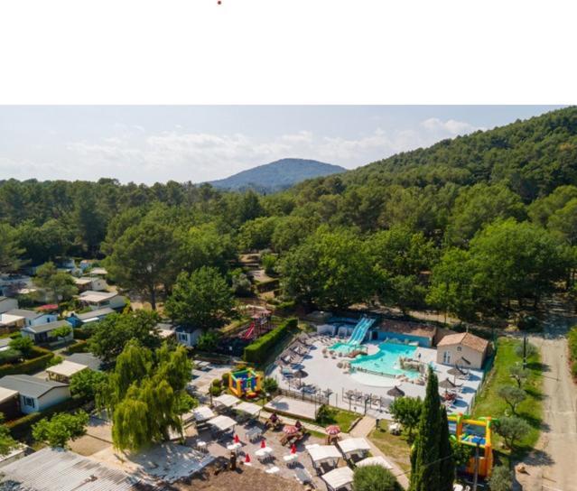 Camping Domaine Villa Verde Callas Extérieur photo