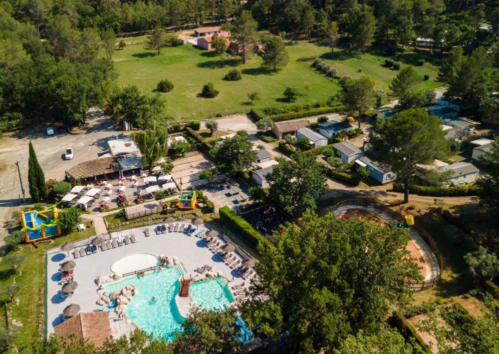 Camping Domaine Villa Verde Callas Extérieur photo